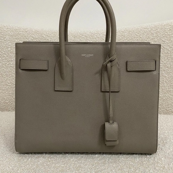 Authentic Saint Laurent Sac De Jour Bag - Picture 2 of 15